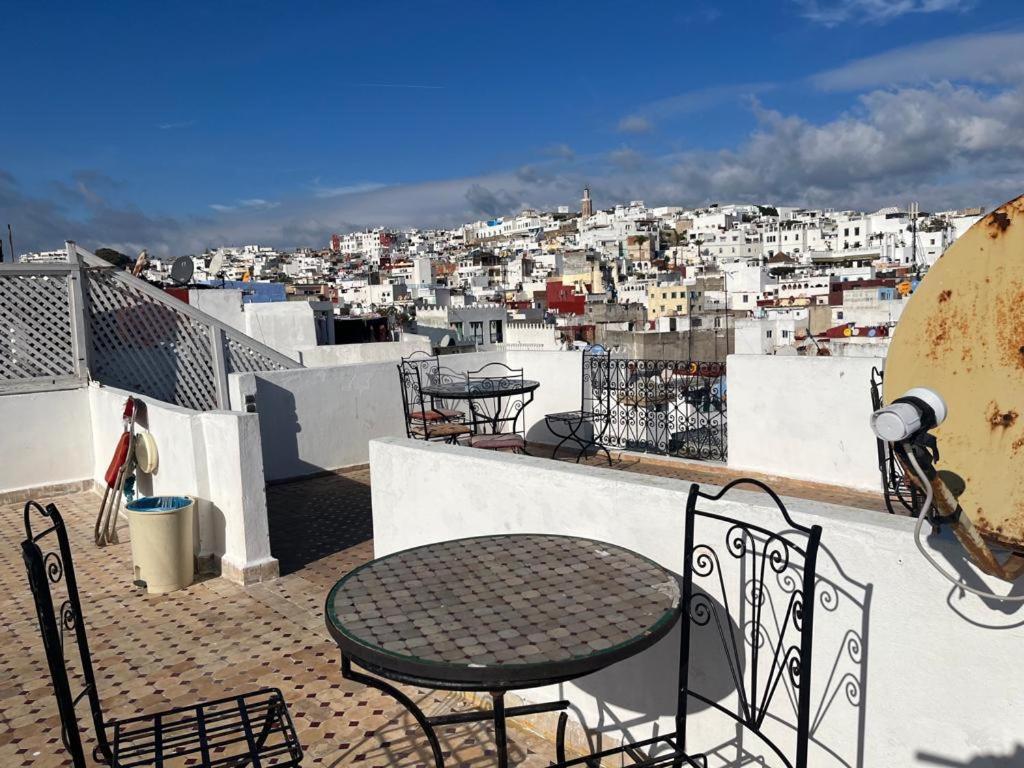 Hostel The Atlas Lion Tangier Bagian luar foto